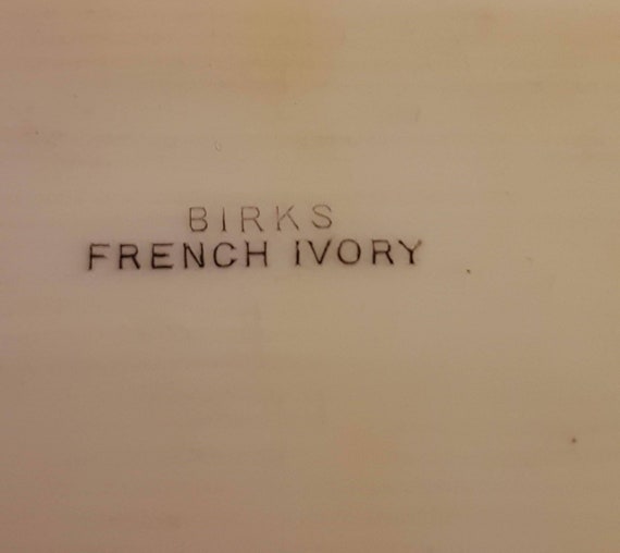 French Ivory / Celluloid  Hinged Lidded  Box,  Mo… - image 5