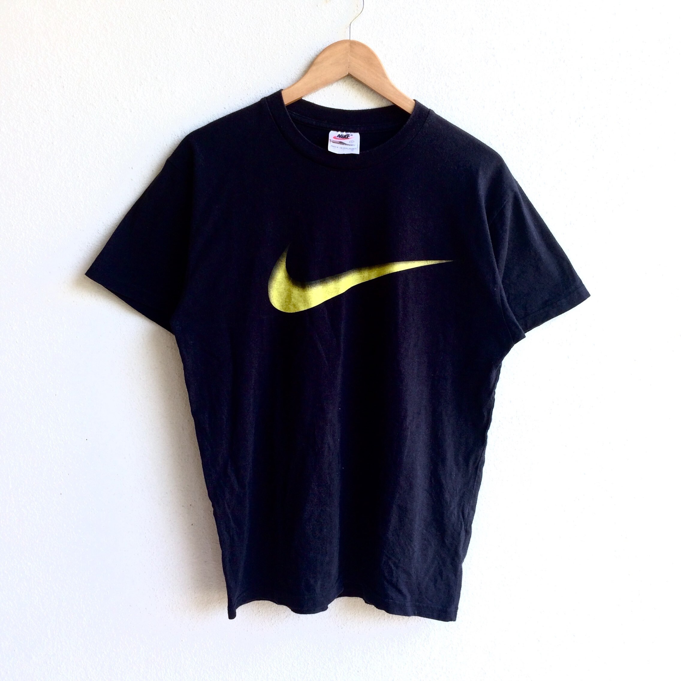 Rare!!! Vintage NIKE BIG SWOOSH Sportswear T-shirt Black