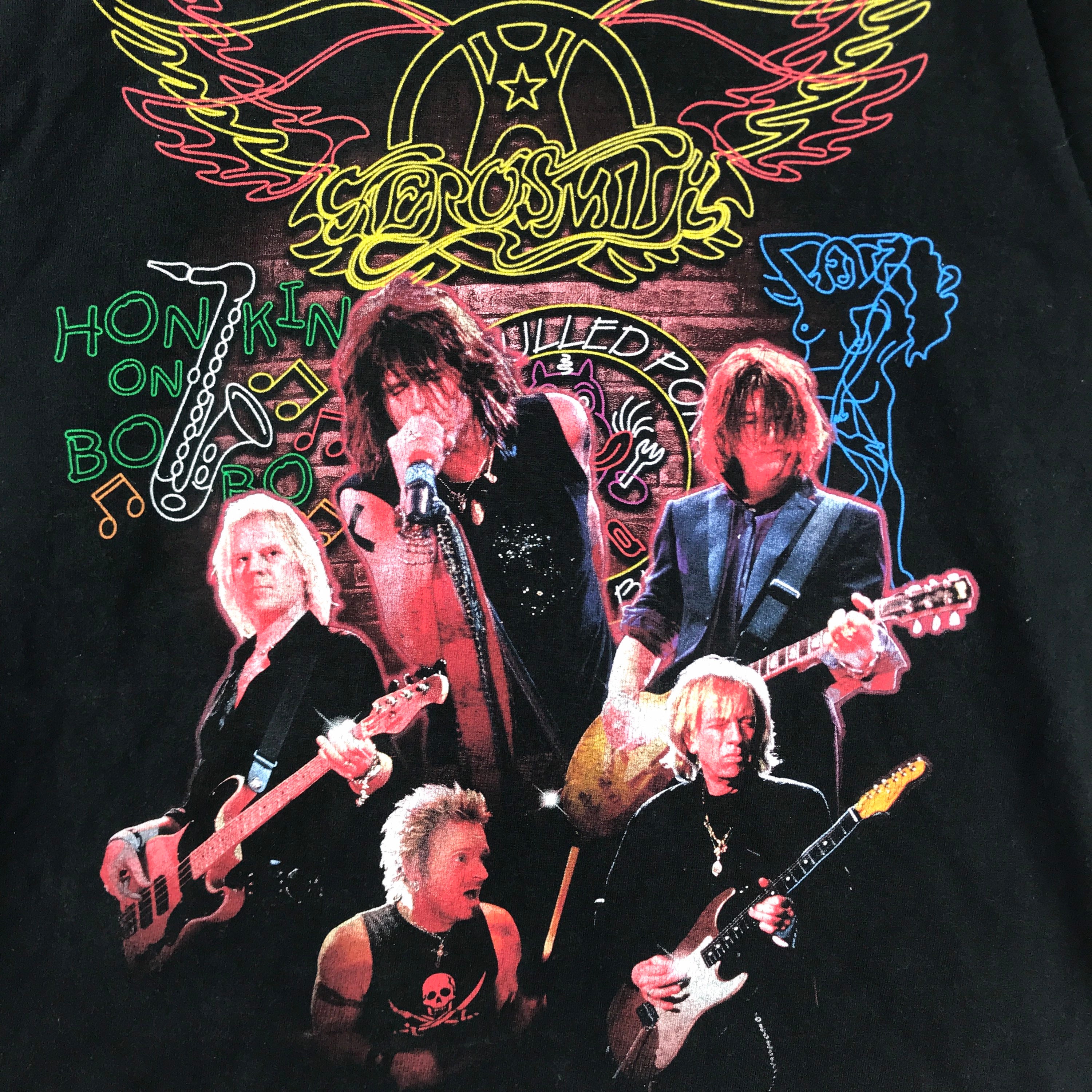 2004 Tour!!! Vintage Band Tee AEROSMITH TOUR 2004 Under License