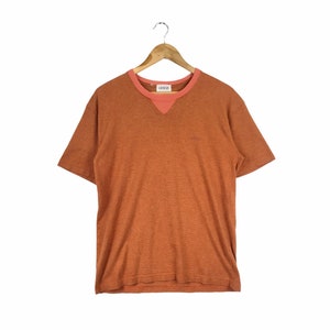 Rare!!! Vintage GUESS USA AMERICAN Tradition Stripe T-Shirt Orange Colour Medium Size