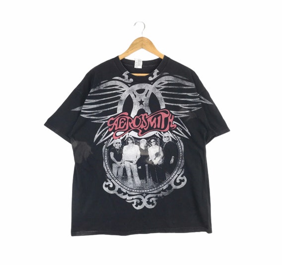 2010 Tour Vintage Band Tee AEROSMITH TOUR 2010 by Triple A Tag
