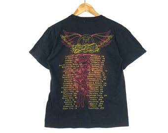 2004 Tour!!! Vintage Band Tee AEROSMITH TOUR 2004 Under License