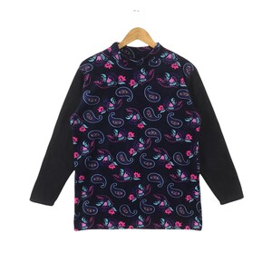 Rare!!! The Famous Vintage Italian Designer VERA VALENTINO ITALY Paisley Design Jumper M-L Size