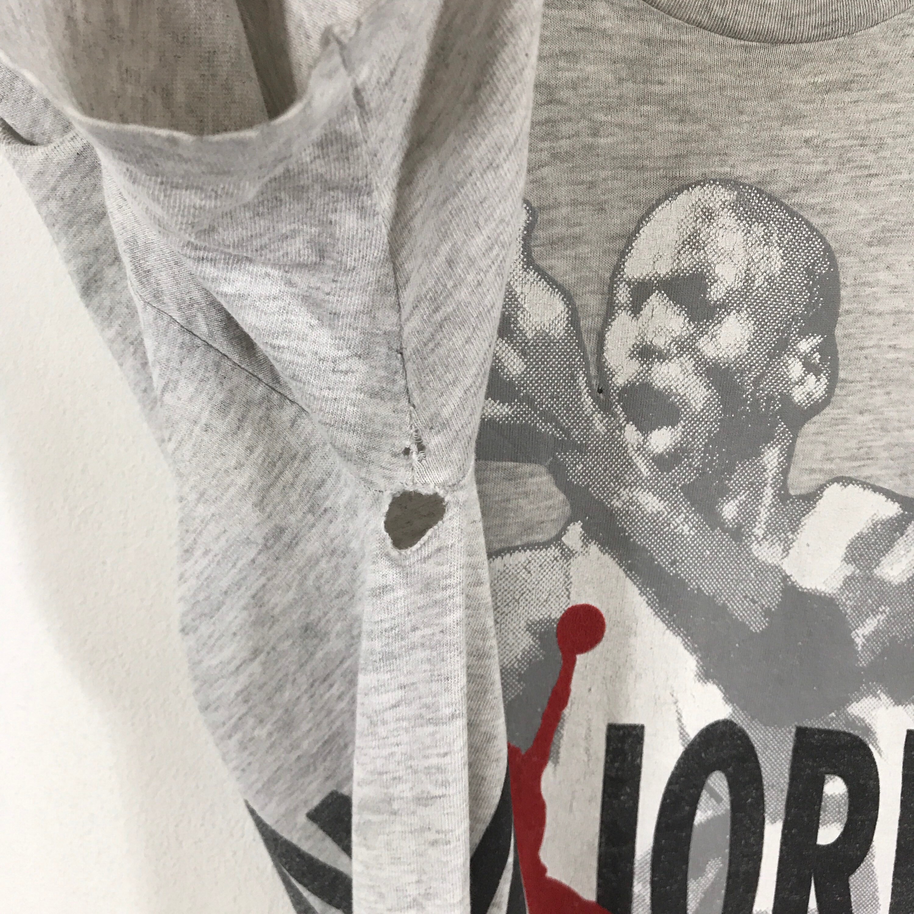 Rare Graphic!!! Vintage 1991 NIKE AIR JORDAN Hare Jordan Bugs 