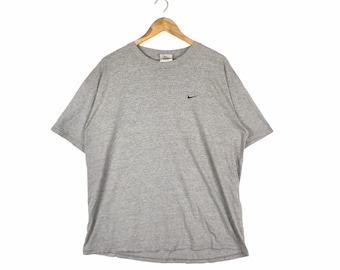 Rare!!! Vintage NIKE SWOOSH SPORTSWEAR Small Logo T-Shirt Grey Colour Large Size
