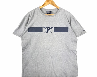 ¡Excepcional! Camiseta vintage de cuello redondo POLO SPORT RL de Ralph Lauren, talla mediana, color gris.