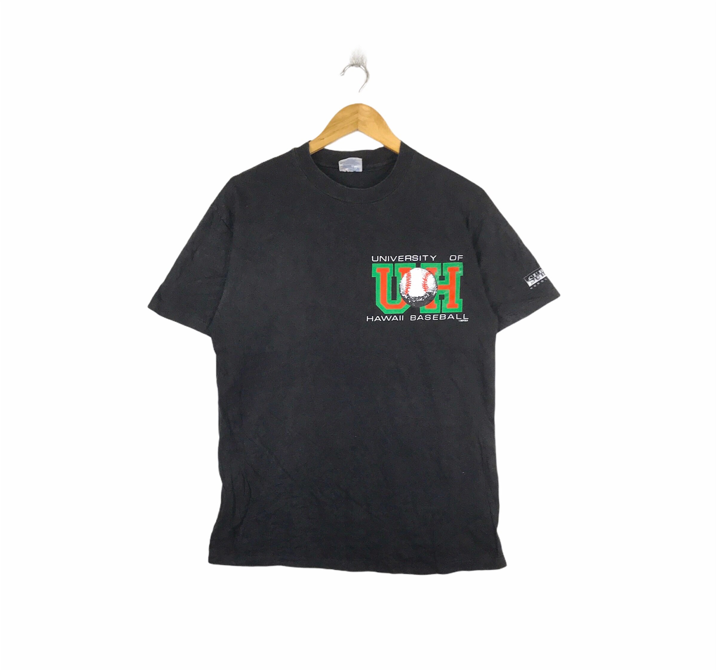 Baseball!!! Vintage UNIVERSITY of HAWAII BASEBALL Honolulu T-shirt