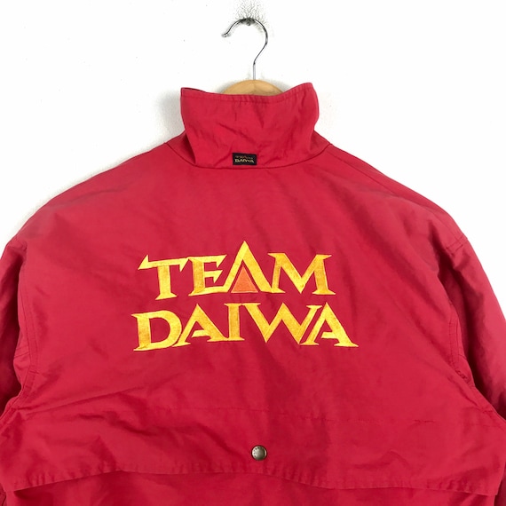 Rare Vintage TEAM DAIWA USA 'Nobody Wins More Than Team Daiwa' Red Color Small Size