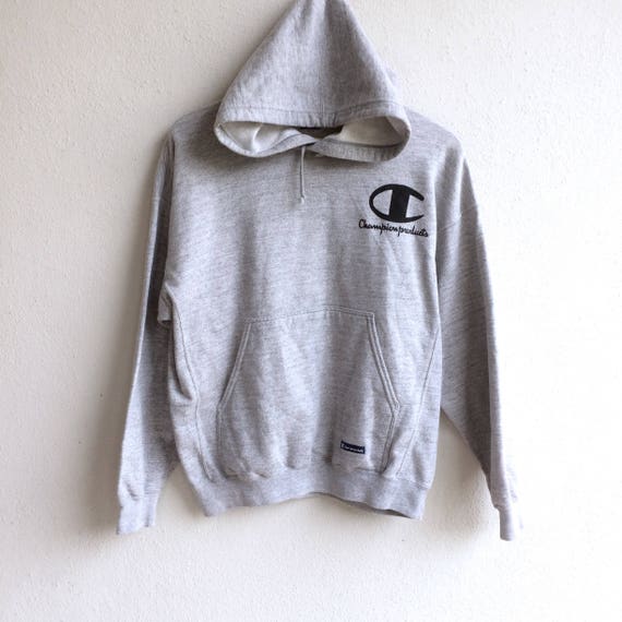 champion logo pullover