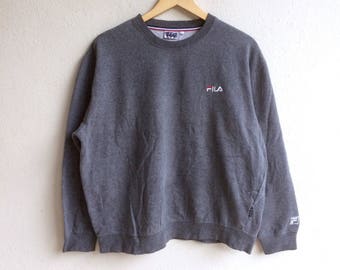 ビエラ・イタリア！FILA INTERNATIONALのスモールロゴ刺繍クルーネックスウェットシャツ（グレー）ダブルラージサイズ