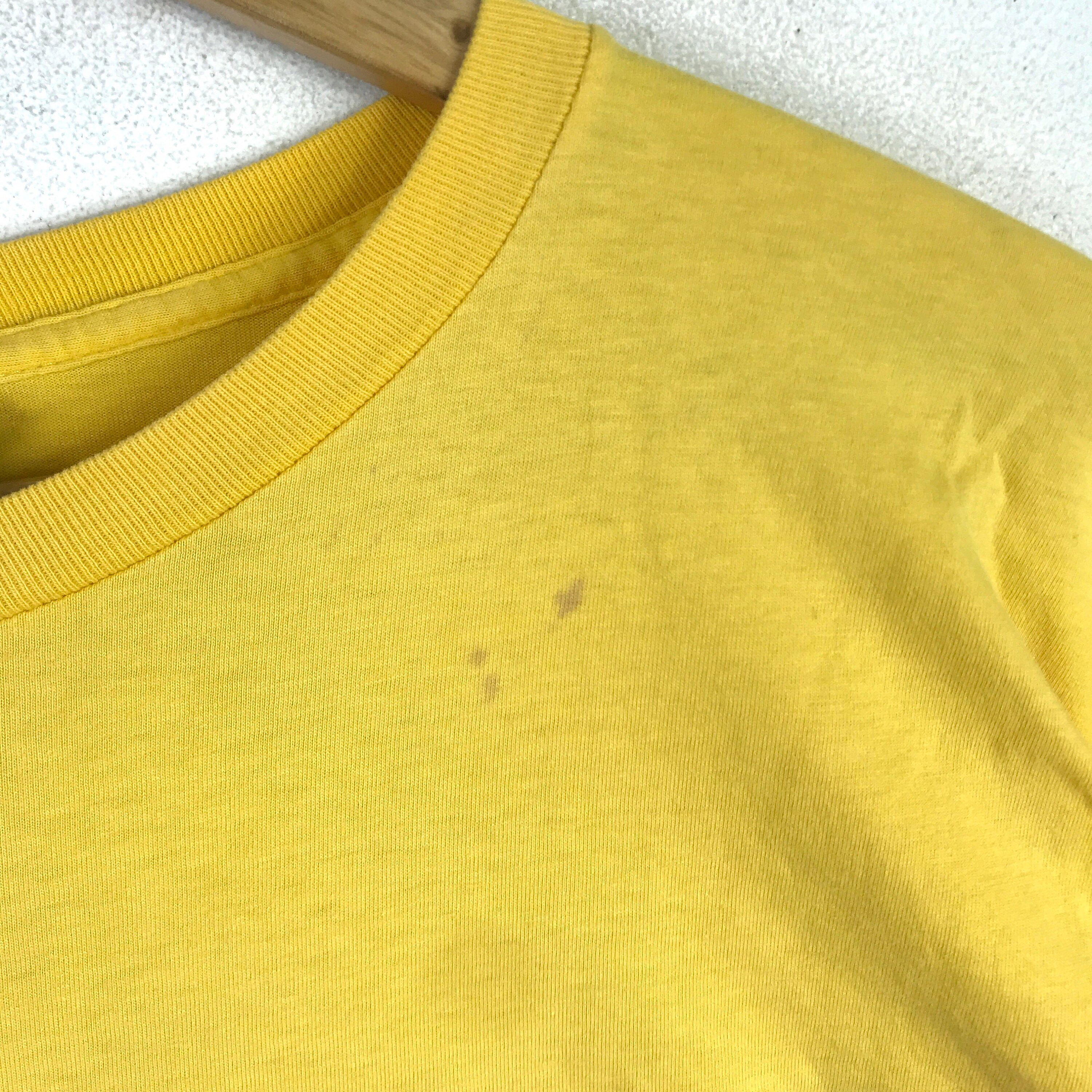 Lolife!!! Vintage POLO SPORT by RALPH Lauren T-shirt Yellow