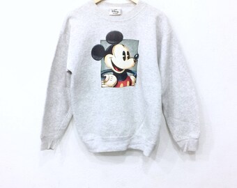 Disney! Vintage 90s MICKEY MOUSE big logo sweatshirt gray colour medium size