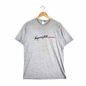 Ontario!!! vintage NIAGARA FALLS CANADA Made in Canada T-Shirt Gris Couleur Taille Moyenne