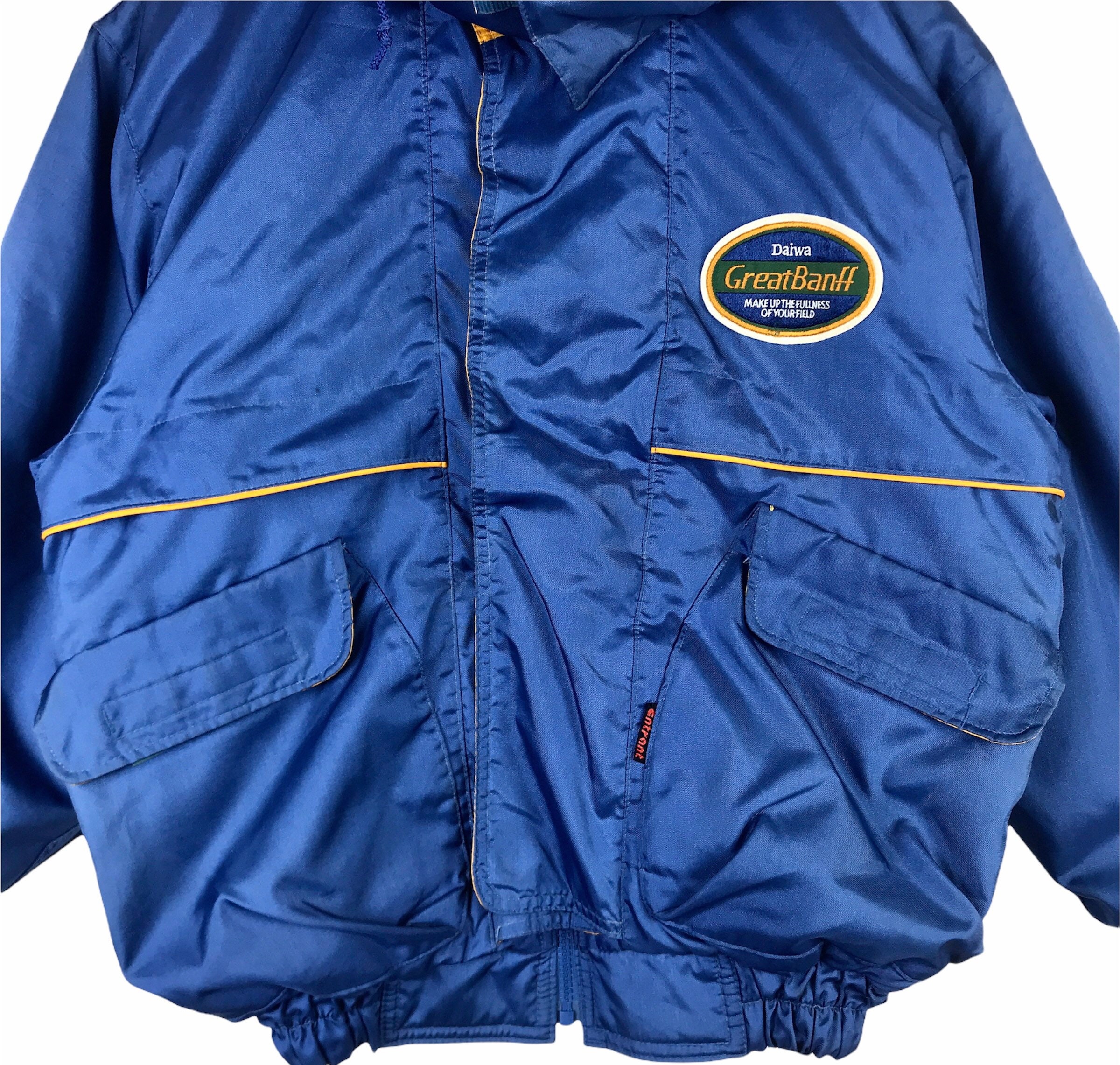 Fishing Vintage Great Banff Daiwa Outerwear Puffer Jacket Blue Colour Medium Size