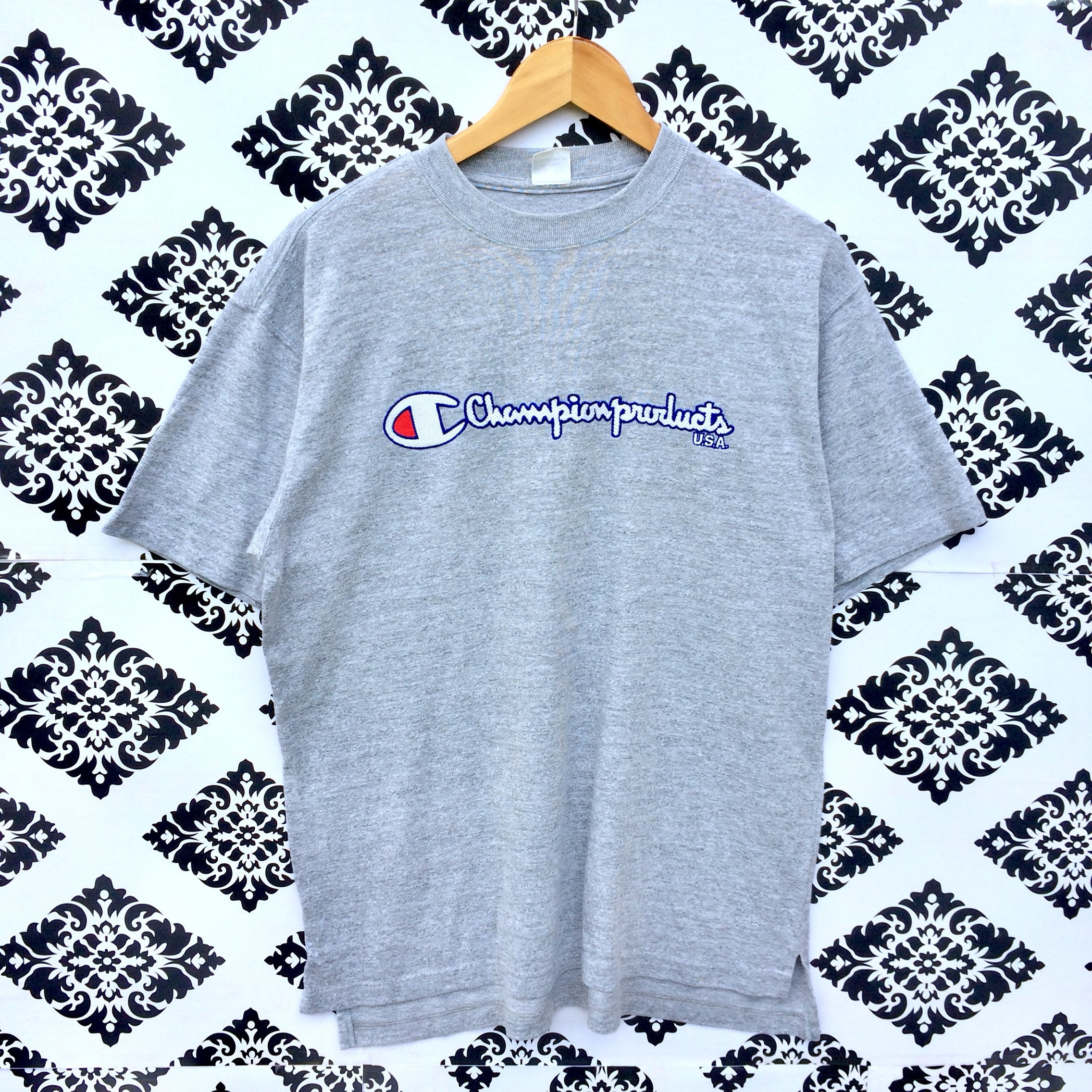 Rare!!! Vintage CHAMPION PRODUCT USA Spellout Logo T-shirt Grey 