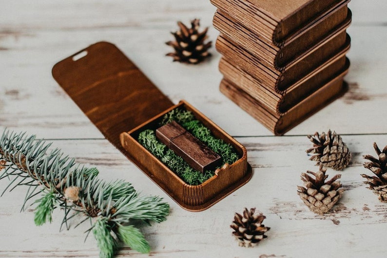 10 USB boxes with wooden 3.0 USB flash drive optional USB box with decorative moss filling Vintage