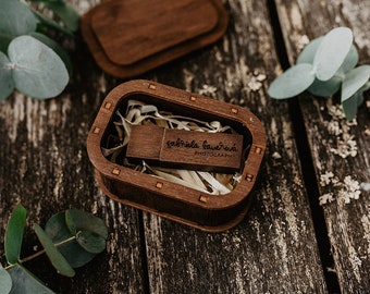 USB presentation box and custom USB drive (optional) | Engraved USB drive with wedding usb box