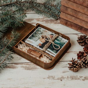4x6 Hochzeitsfotobox und USB-Stick 3.0 | Fotobox aus Holz für 15 x 10 cm Drucke und Hochzeits-USB Stick