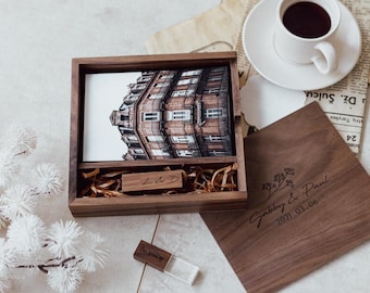 Caja de fotos de nogal para bodas, con capacidad para impresiones de 4 x 6 pulgadas y unidad USB. Caja de recuerdos personalizada para fotógrafos de bodas.