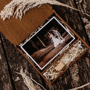 4x6 wooden photo box and custom flash drive Wedding photo box for 15x10 cm prints image 2