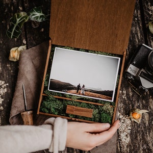 Boîte photo en bois 4 x 6 et clé USB personnalisée | Boîte photo de mariage pour tirages 15 x 10 cm