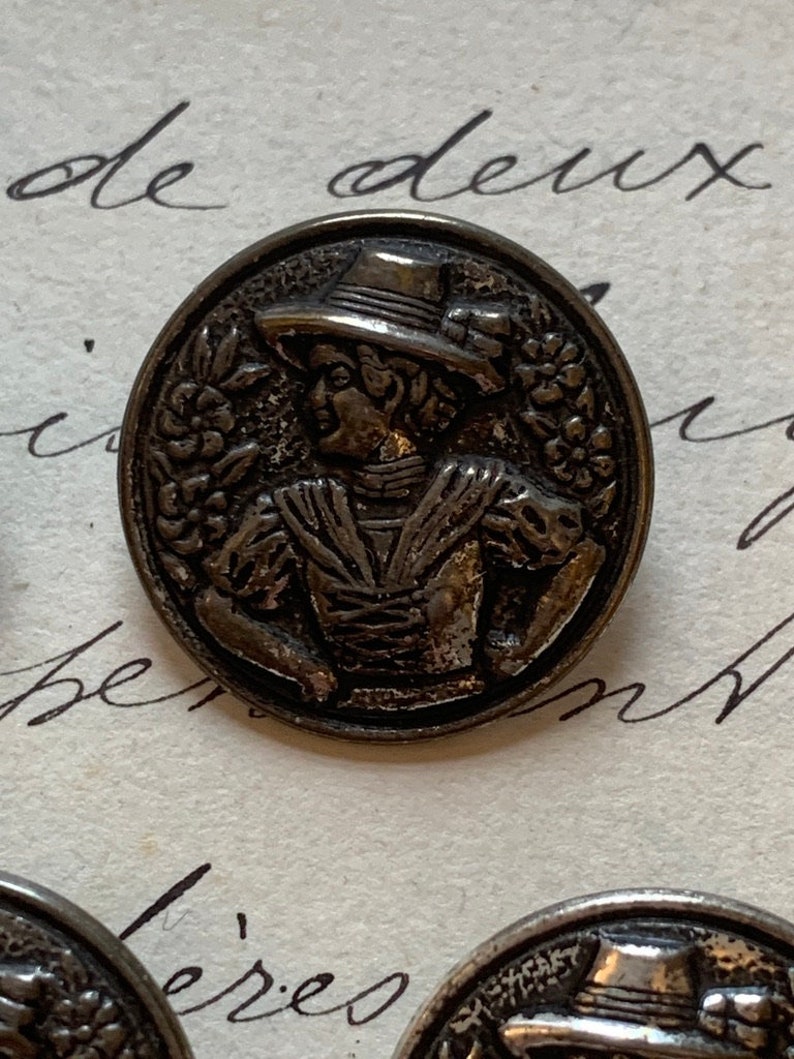 A Rare Set of 5 Vintage Metal ButtonsStamped GES VW GESCH
