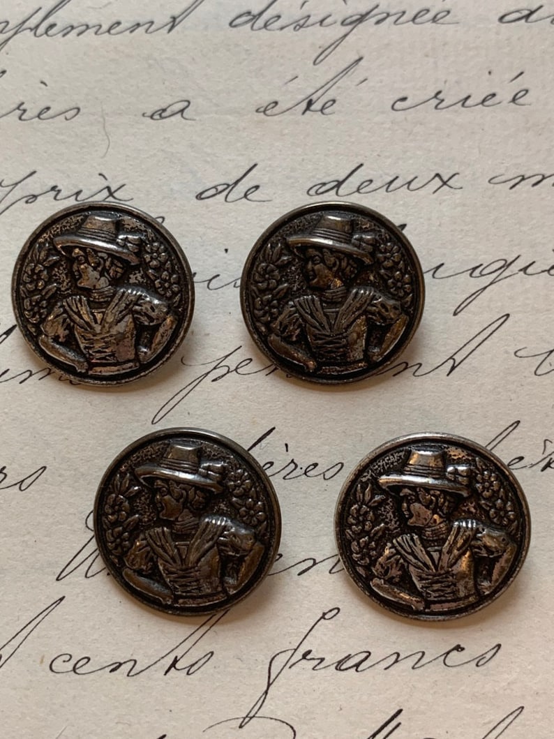 A Rare Set of 5 Vintage Metal ButtonsStamped GES VW GESCH
