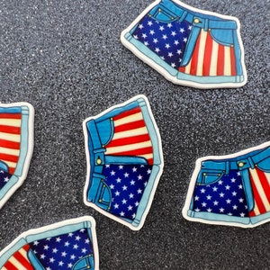 5 pièces I Heart USA Flag résine Flatbacks planes, cabochon, charme, noeud central, dos plat, drapeau américain, Amérique, jour de l'indépendance, patriotique