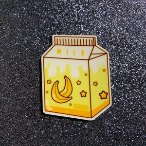 5pc. Résine de lait de banane, so Kawaii! Vache jaune, Dos plat en résine, Cabochon, Bow Center, Dos plat