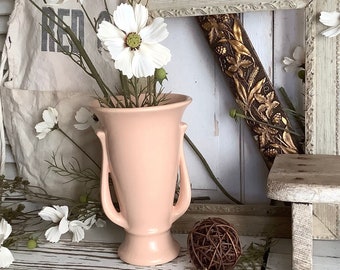 Vintage Soft Pink Pottery Vase Urn Flower Bud Vase Garden Potting Shed Shabby Farmhouse Country Cottage Decor Gardening