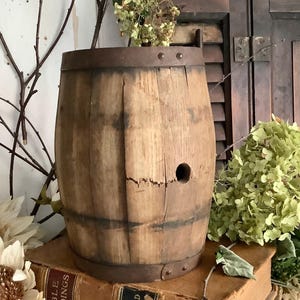 Antique Rustic Staved Wood Banded Barrel Keg Whiskey Wine Brewiana Primitive Rustic French Country Farmhouse Home Decor Display Riser 8&quot;x 5&quot;