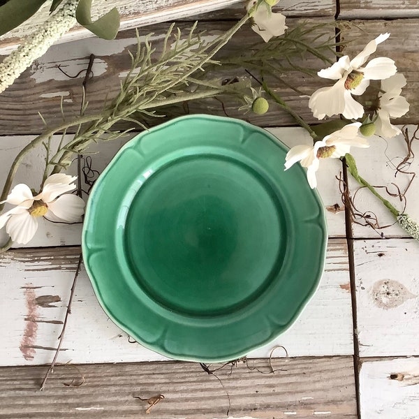 Vintage Green Bread Plate 7-1/4" Mt Clemens Pottery Petalware 1930s Shabby French Country Farmhouse Cottage Core Kitchen Garden Home Decor