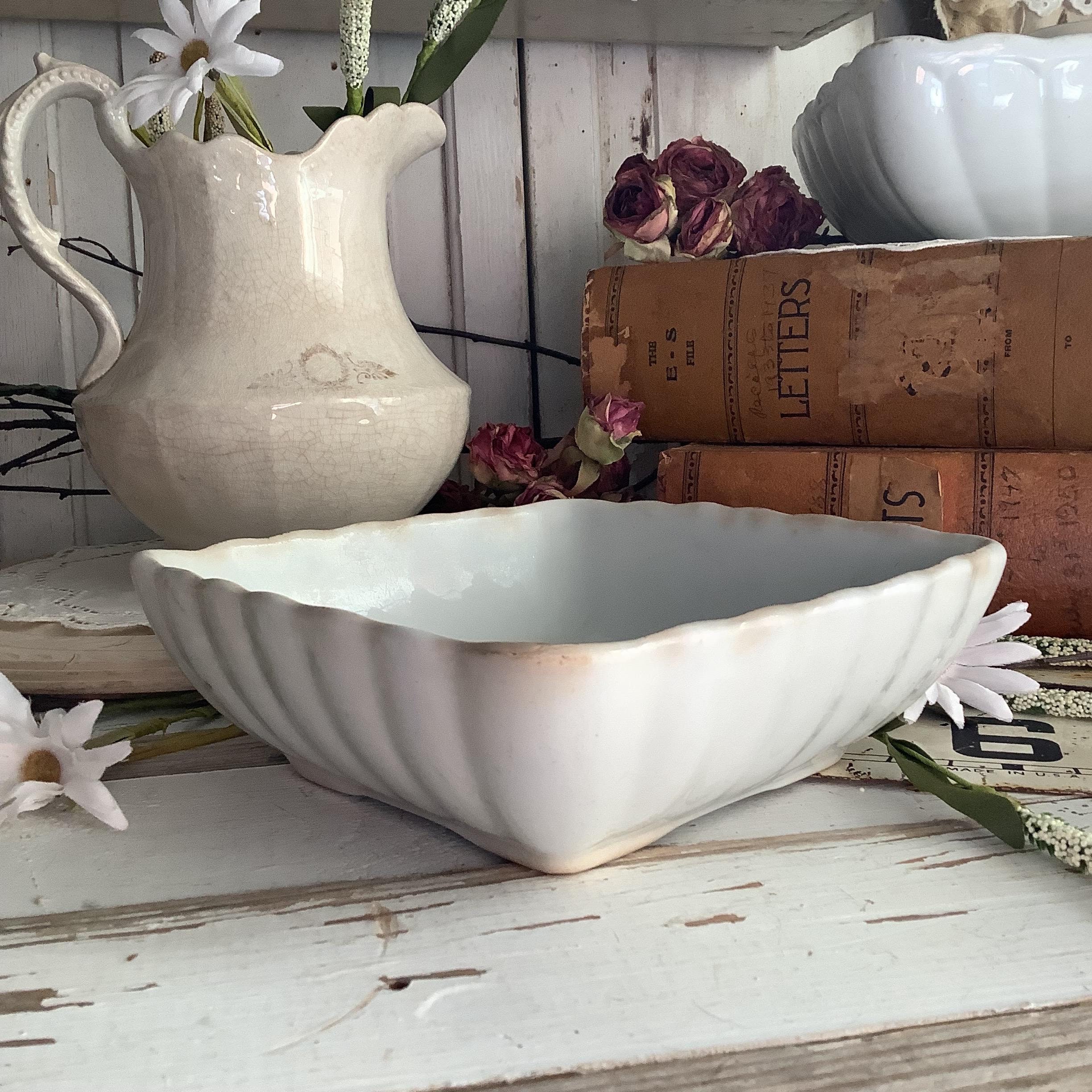 Lady Finger Ironstone Bowls - Etsy