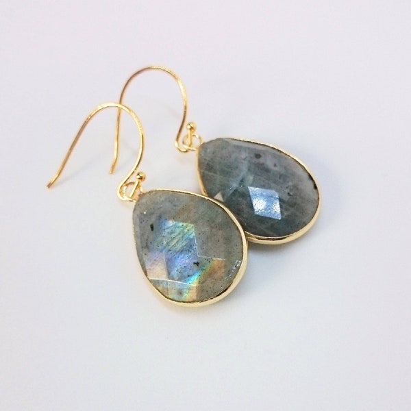 Teardrop labradorite earrings