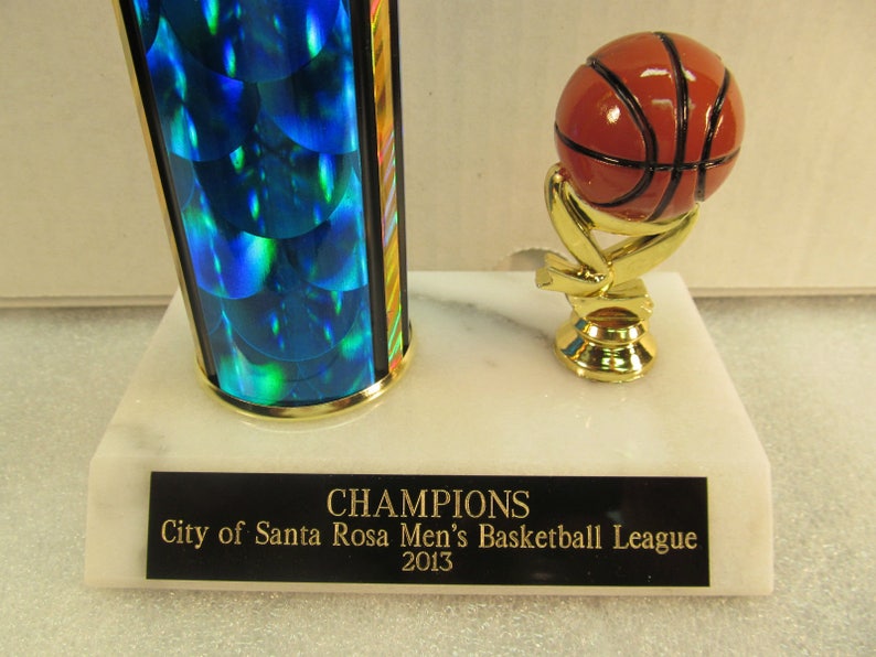 Basketball-Auszeichnung-Kostenlosen Gravur männlichen Basketball trophy 