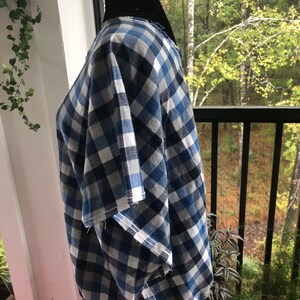Die Etta Top in blau / weiß kariert