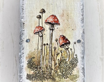 TOADSTOOLS watercolor on old wood with old linen - FARMHOUSE-CHIC - wood picture - unique