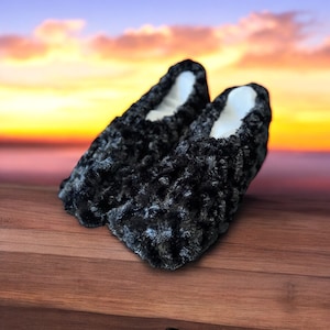 Swirl Bowling Shoe Covers Black - Hammy&#39;s Bowling Shoe Covers