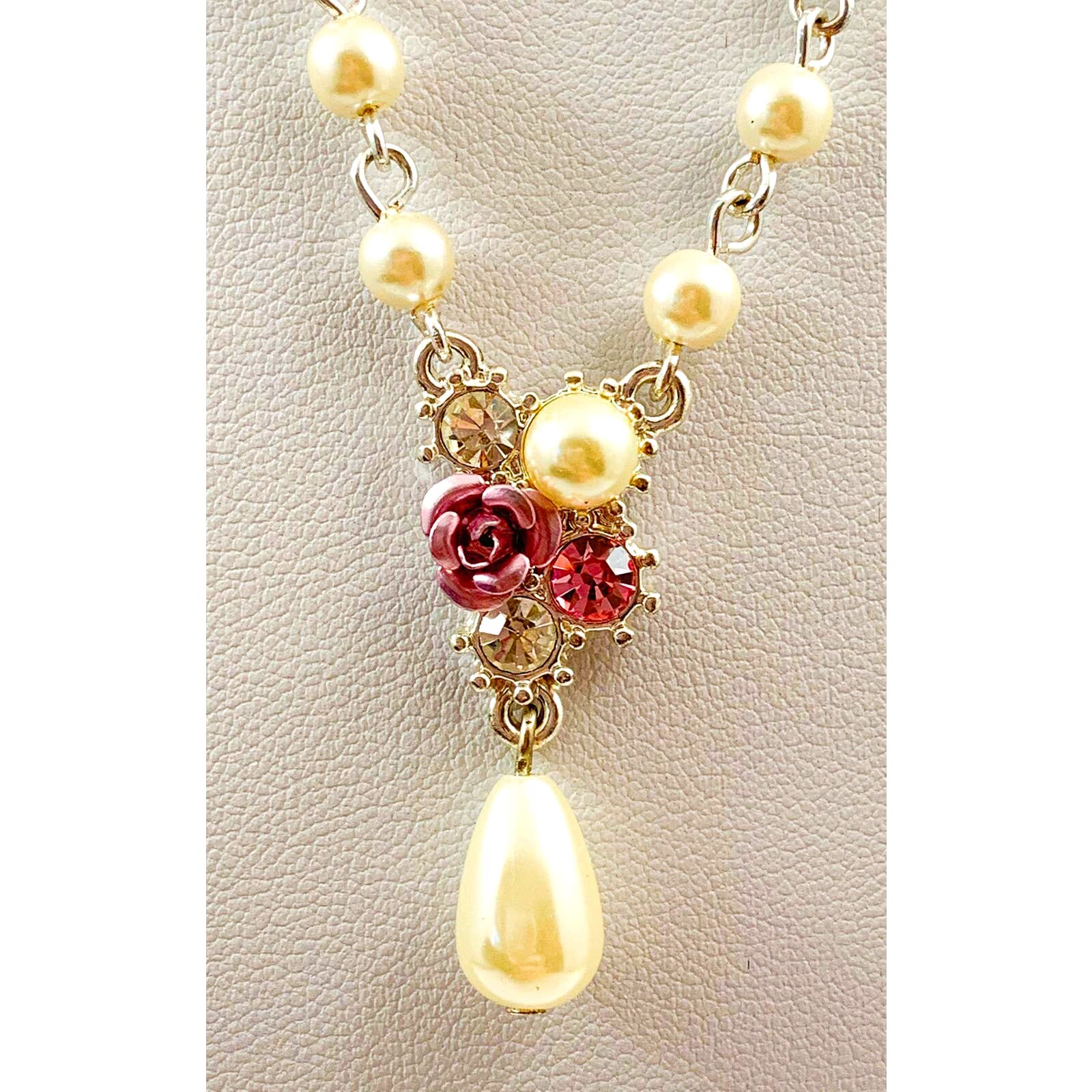 Bijoux Avon - Collier Et Boucles D'oreilles Perles Topaze Fumée - Coffret Cadeau - Neuf Sans Boîte