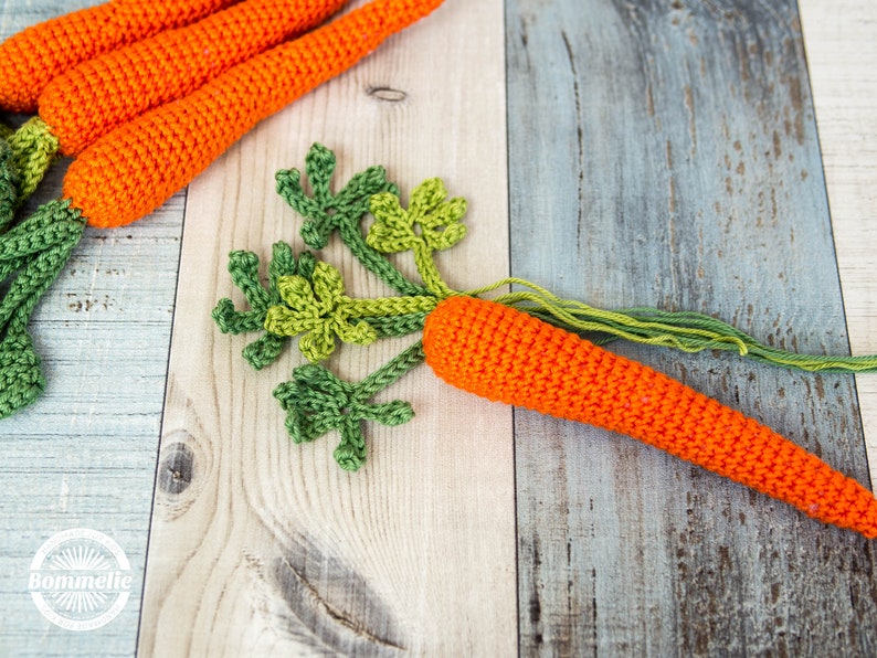 kaufladen Kinder Spielzeug Amigurumi Montessori Karotte haekeln Geschenk Bommelie DE Anleitung deutsch