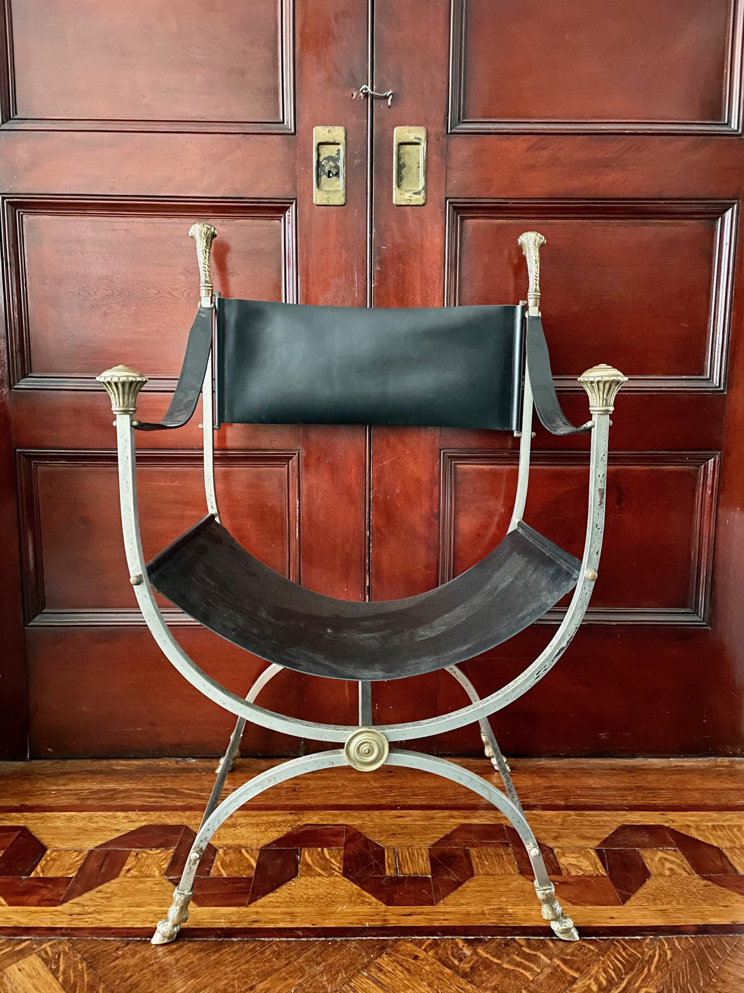 Modern savonarola chair sale