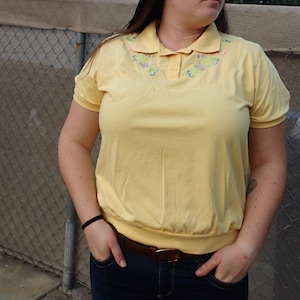 Girly vintage Anthony Richards yellow butterfly polo