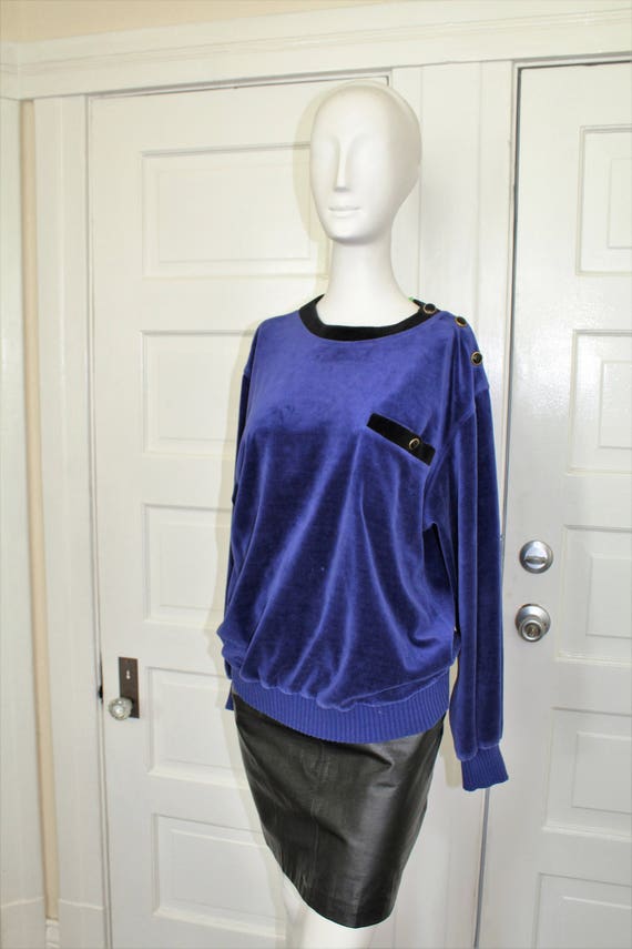 Vintage 90s Lizsport indigo velour pullover - image 2