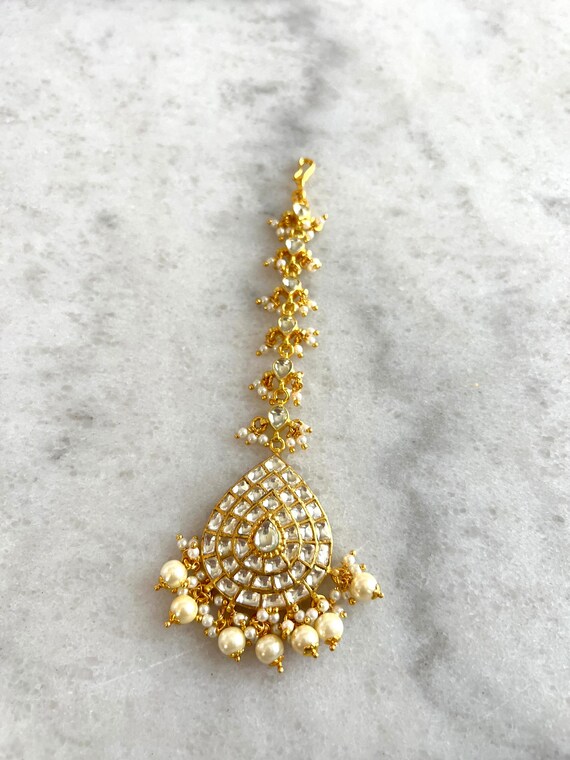 Kundan maang tikka gold deals