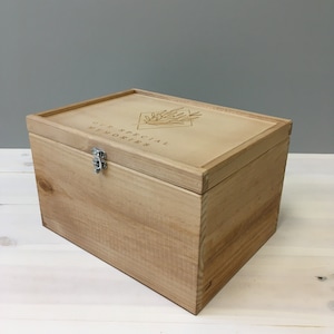 STAINED HINGED BOX  - Personalised Hinged Box - Personalised Wooden Keepsake Box