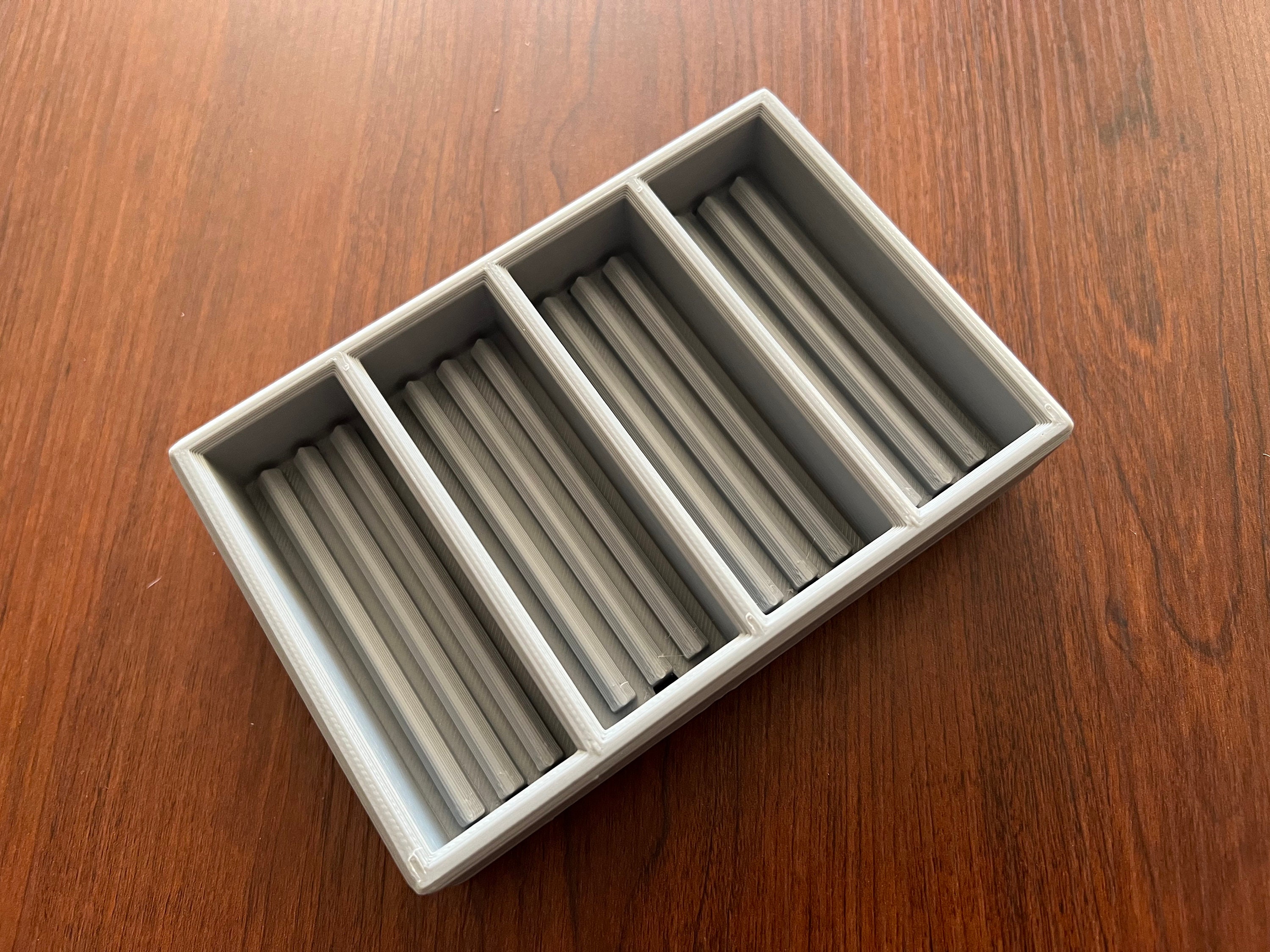 Four-Soap Dish Holder /w feet