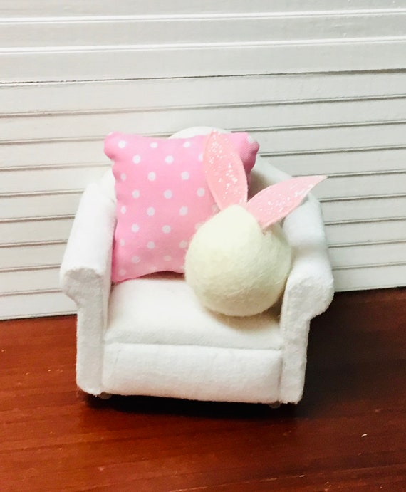 Dollhouse Miniature Easter Pillow Set.   1:12 Scale