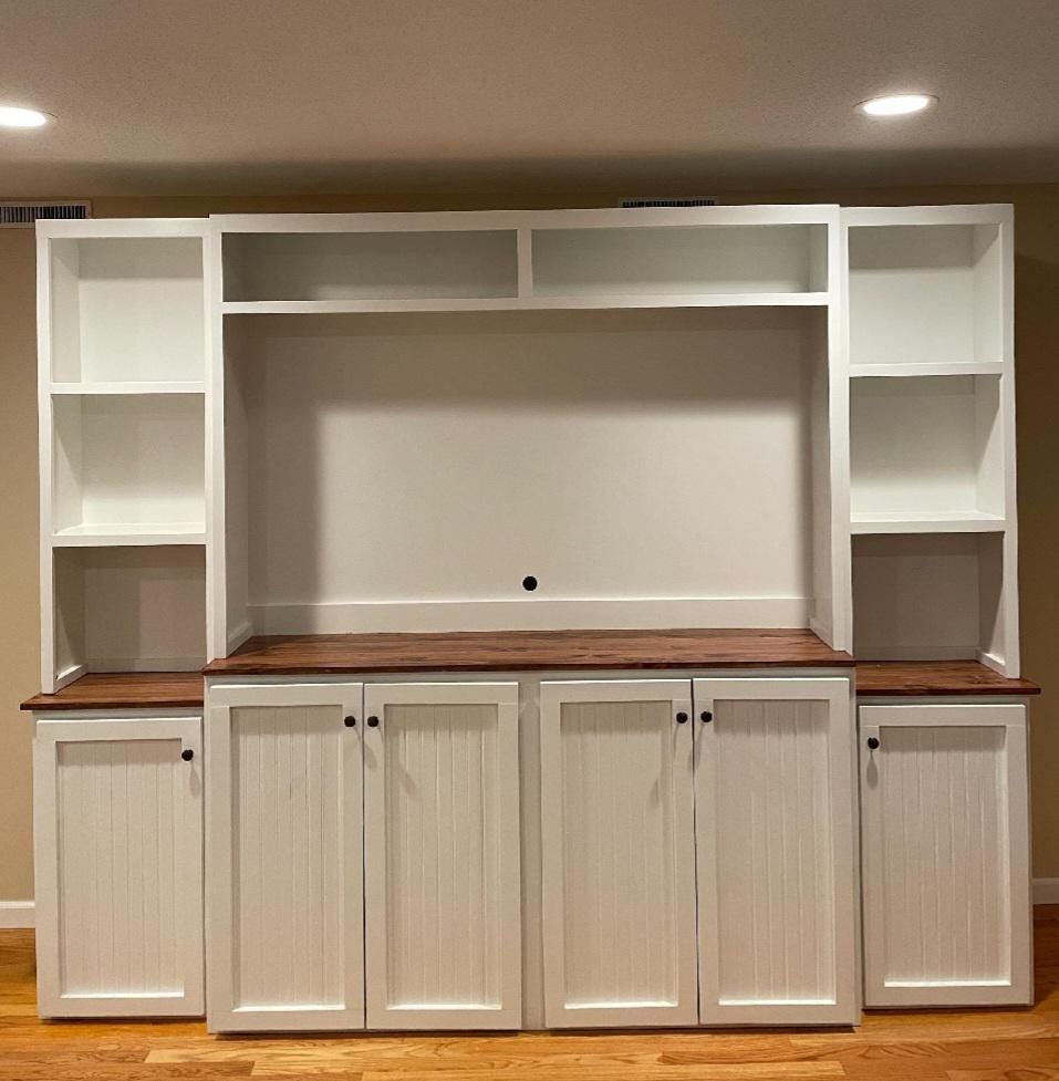 Media Center | Free Shipping | Soft Close Doors | Entertainment Center