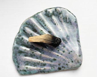 Ceramic Shell Incense Holder: Handmade Coastal Decor & Jewelry Dish