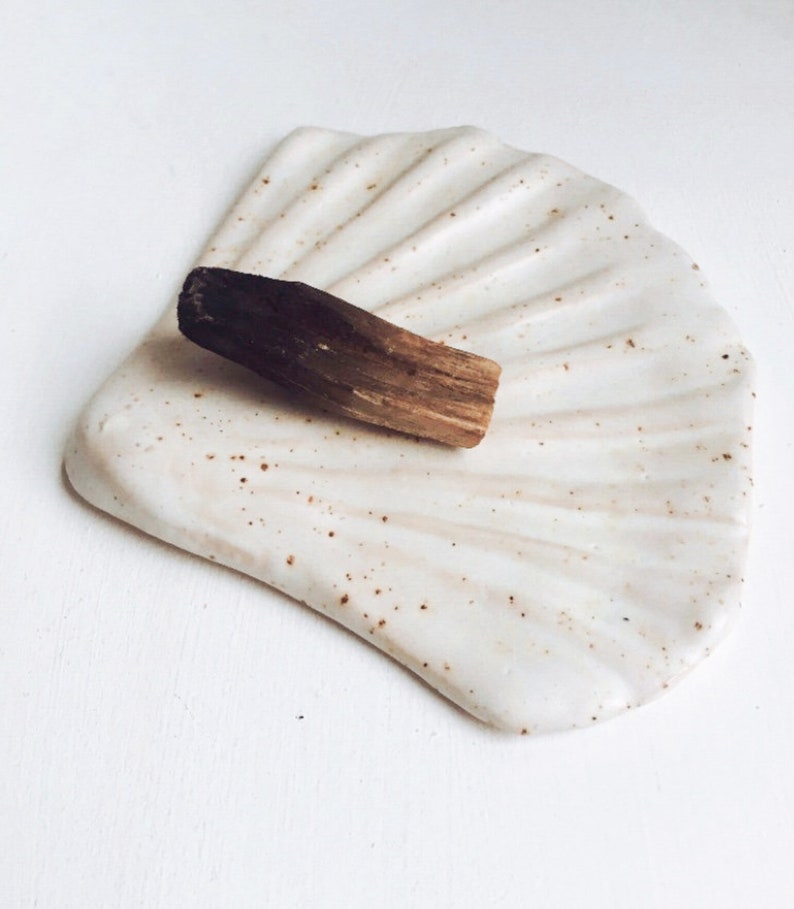 ceramic shell, incense holder, incense burner, mermaid accessory, Palo Santo holder, jewelry dish, meditation, housewarming gift, pottery Ivory